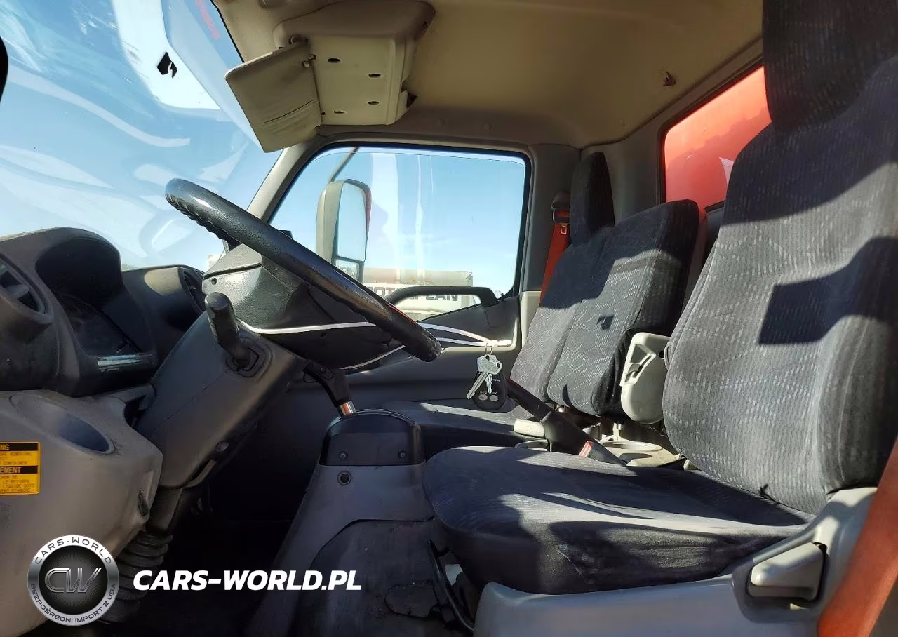 2018 Hino 195 VIN:JHHSDM2H4JK006328 - 7
