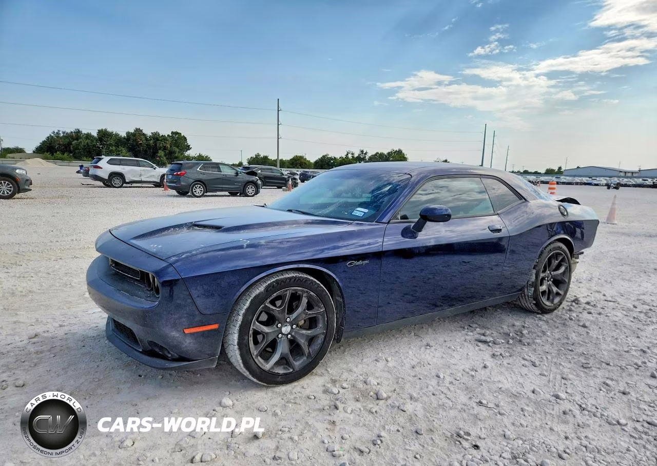 2015 Dodge Challenger Sxt VIN:2C3CDZAG9FH775360 - 1