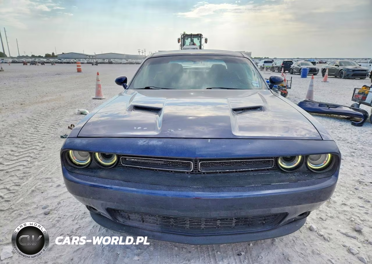 2015 Dodge Challenger Sxt VIN:2C3CDZAG9FH775360 - 5