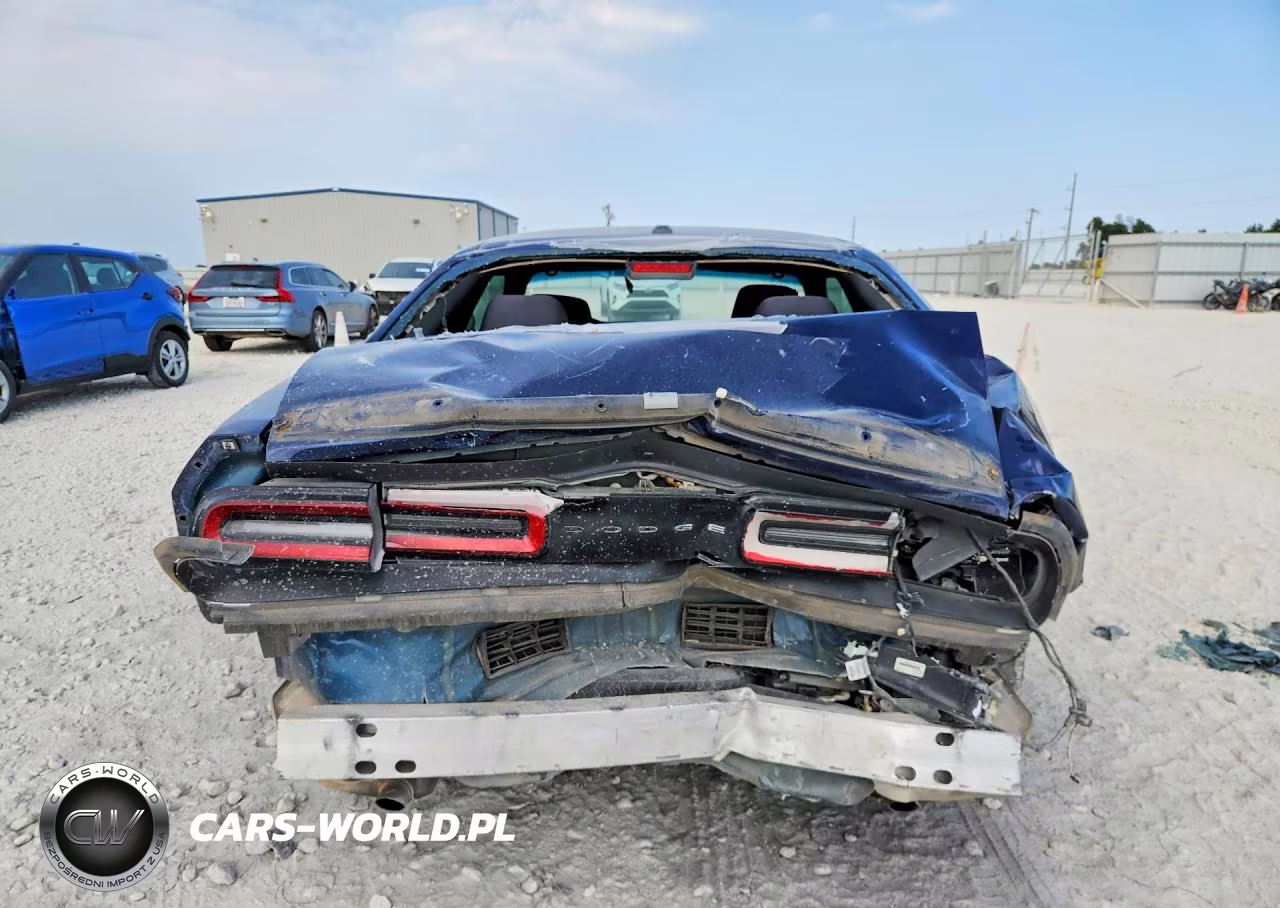 2015 Dodge Challenger Sxt VIN:2C3CDZAG9FH775360 - 6