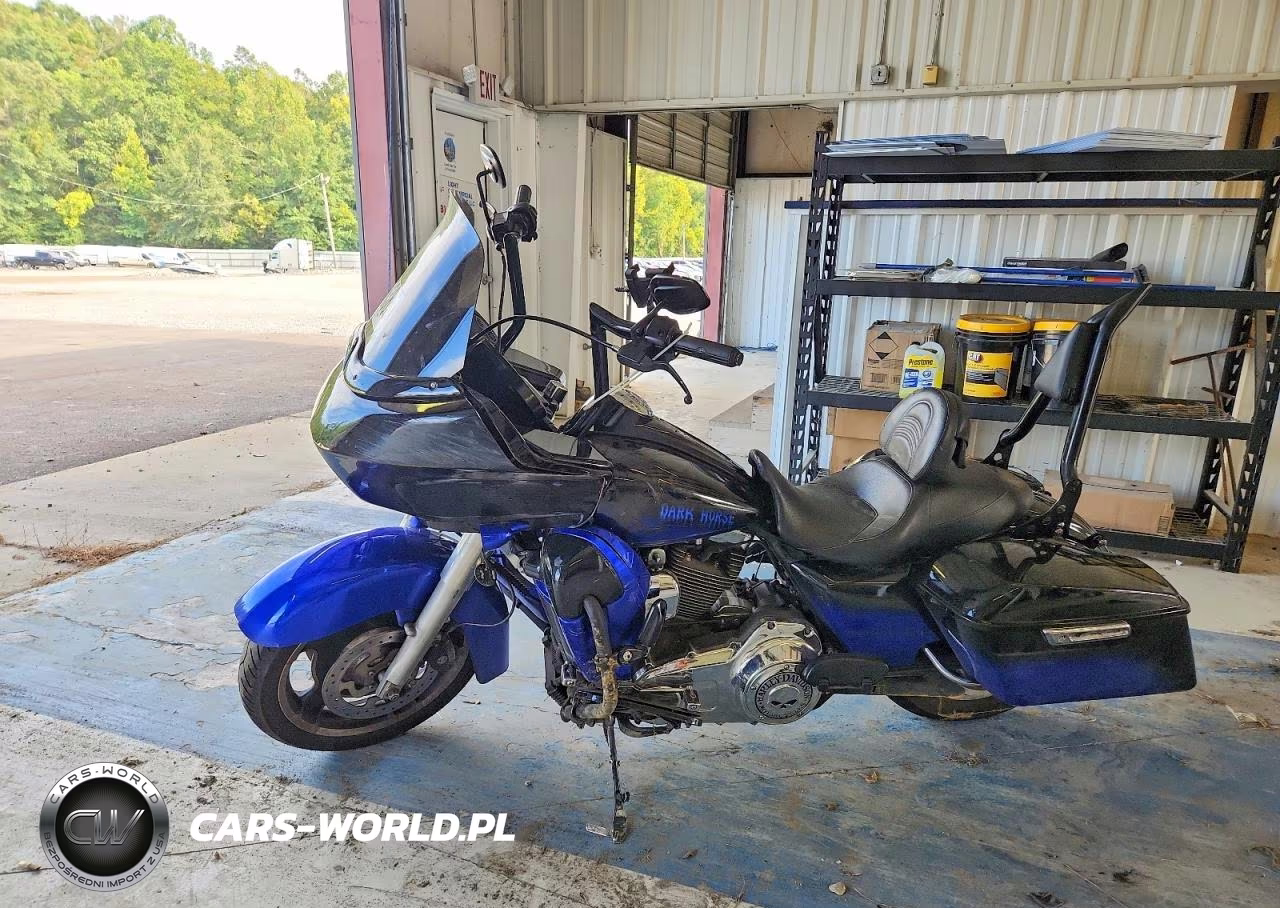 2012 Harley-Davidson Fltrx Road Glide Custom VIN:1HD1KHM12CB682242 - 3