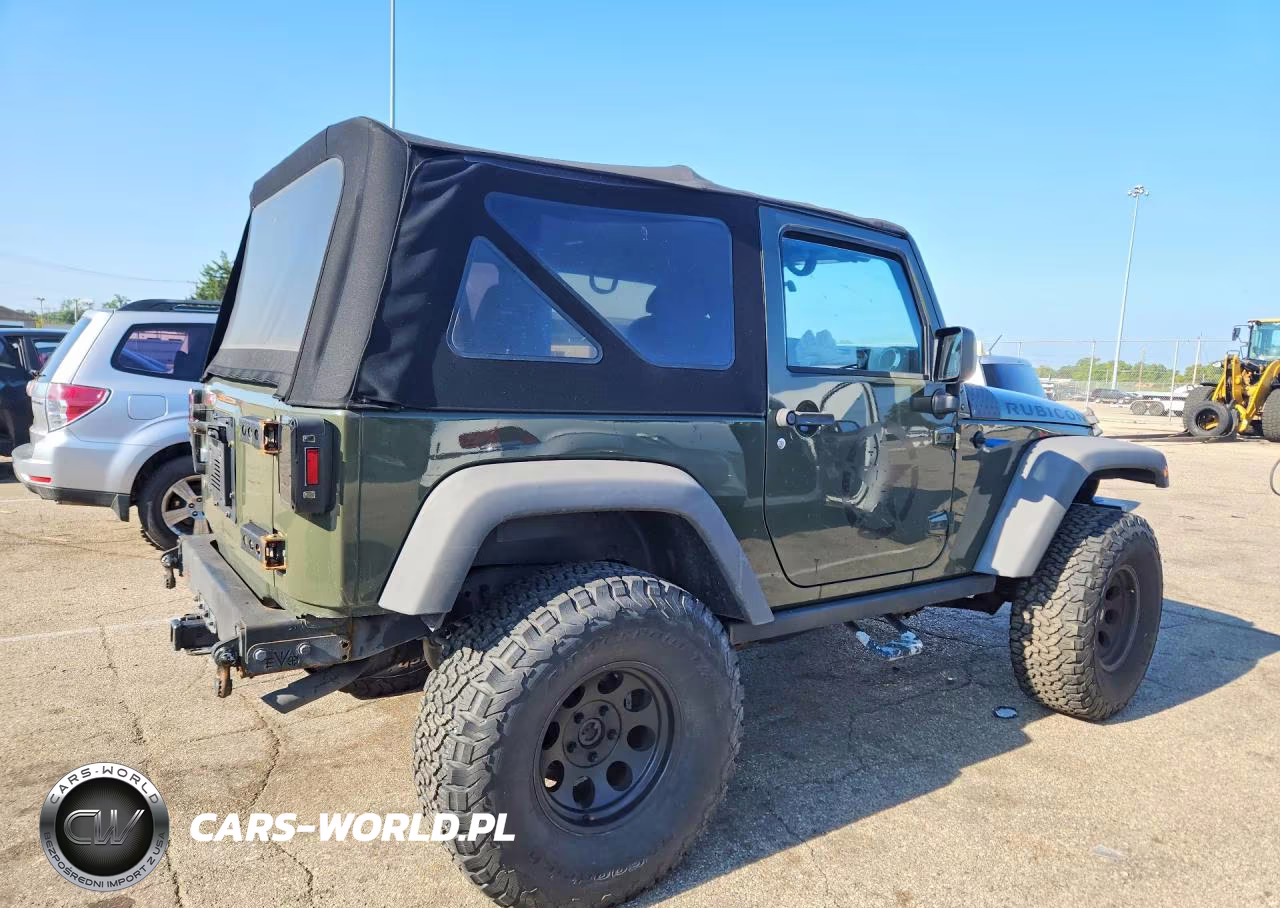 2015 Jeep Wrangler Rubicon VIN:1C4BJWCG1FL686686 - 3