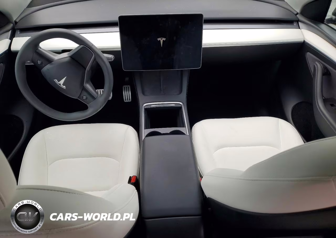 2024 Tesla Model Y VIN:7SAYGDEF5RF027229 - 8