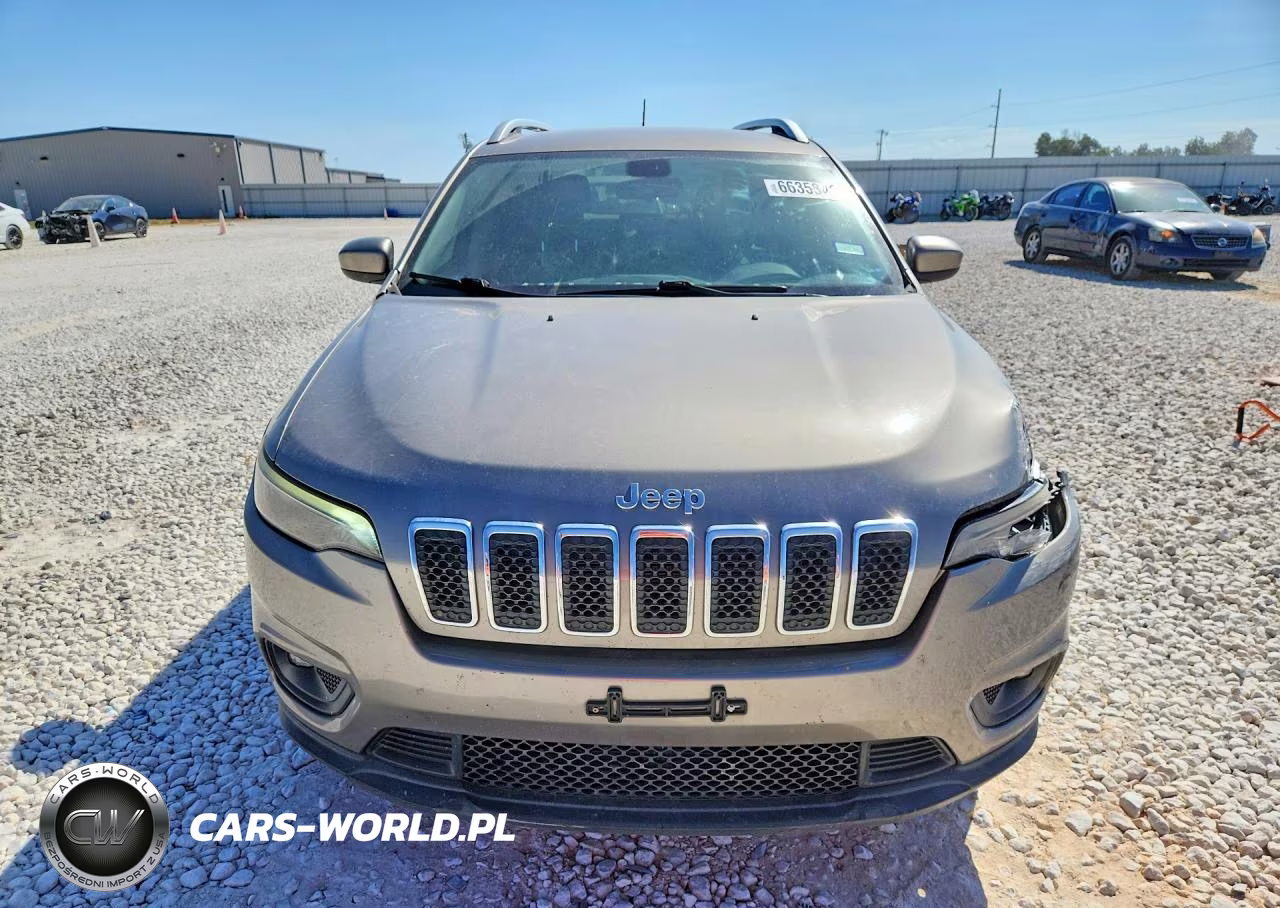2019 Jeep Cherokee Latitude VIN:1C4PJLCB4KD269446 - 5