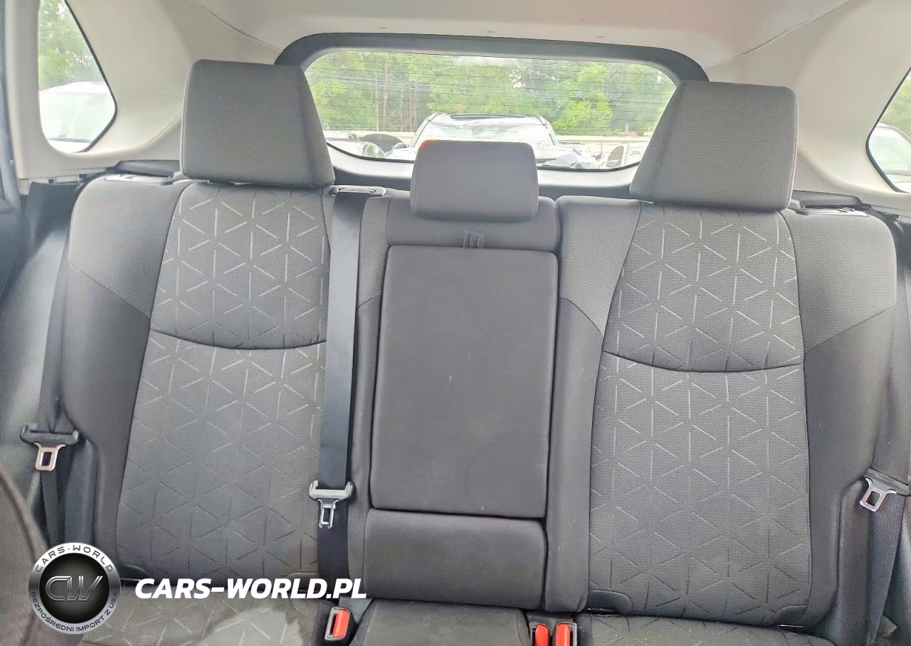 2021 Toyota Rav4 Xle VIN:2T3W1RFV1MW113018 - 10