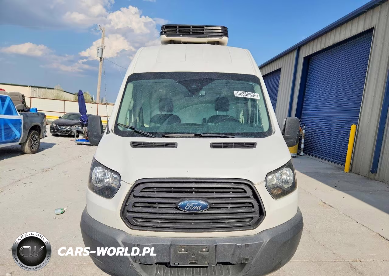 2018 Ford Transit 250 Refrigerated Delivery Van VIN:1FTYR2XM6JKA47889 - 5