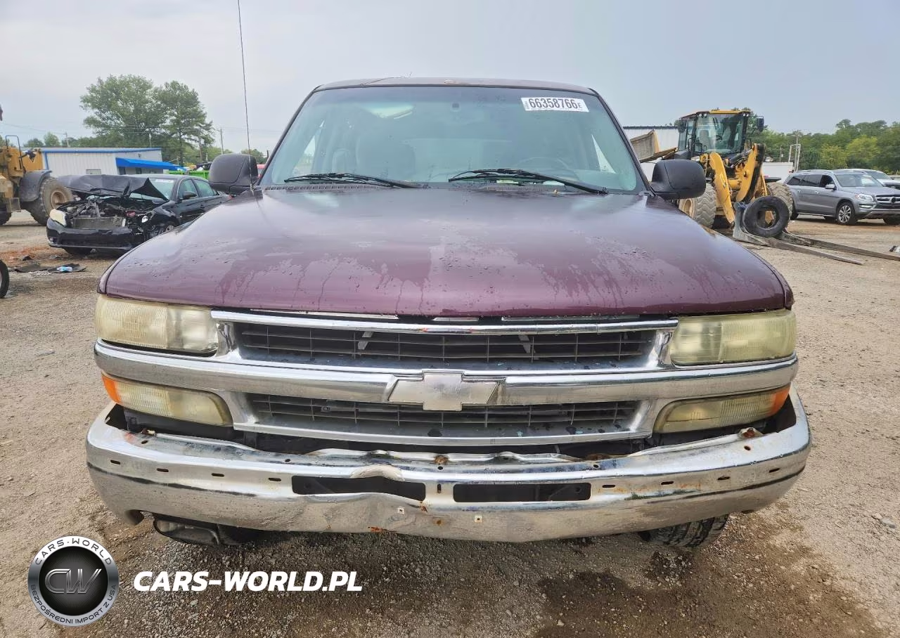 2004 Chevrolet Tahoe C1500 VIN:1GNEC13V94R178346 - 5