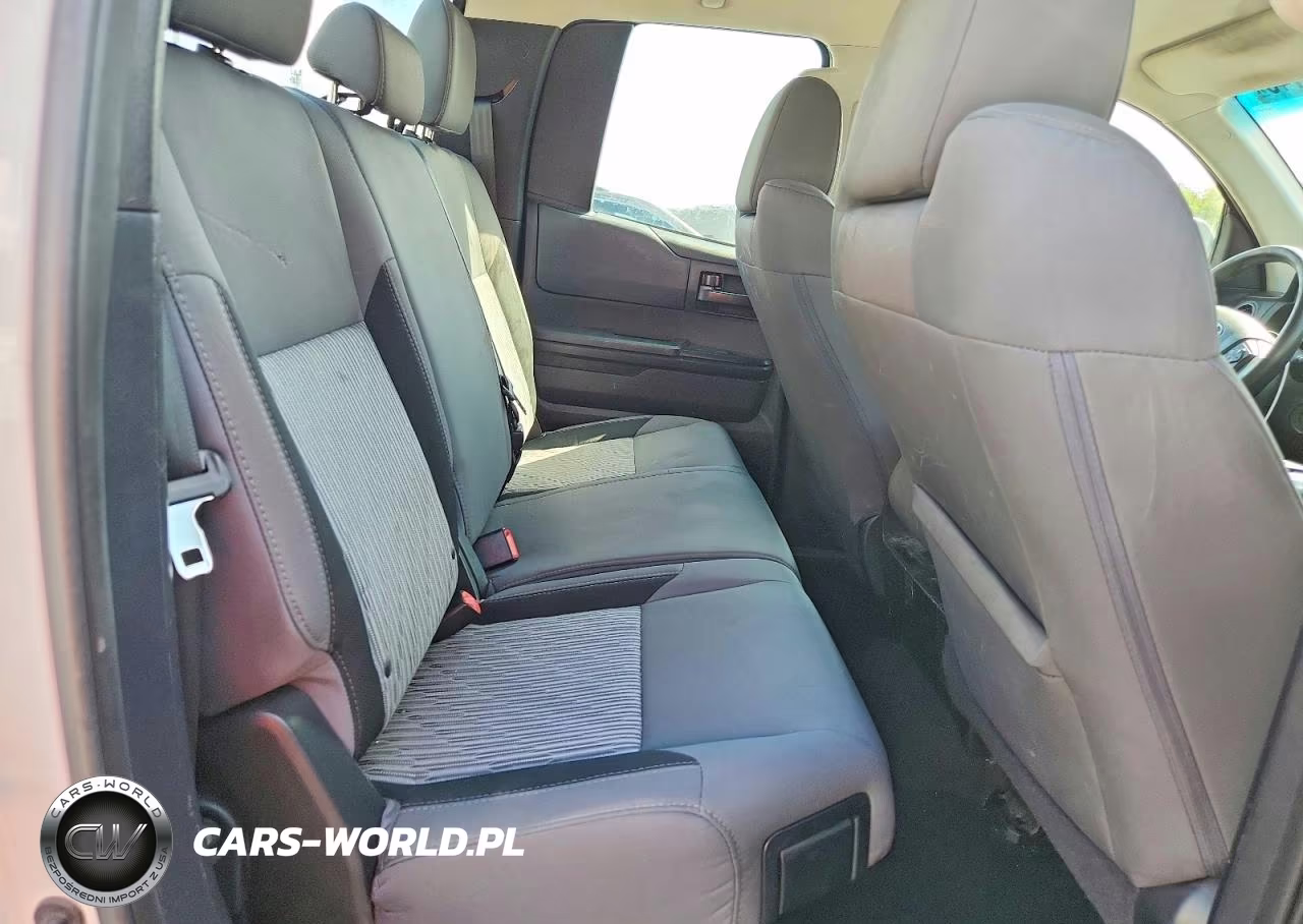 2015 Toyota Tundra Crewmax VIN:5TFRM5F14FX084638 - 10