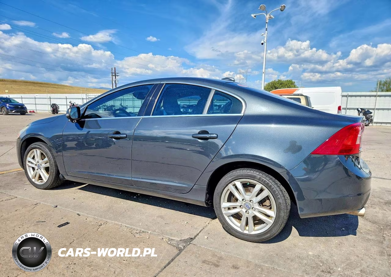 2013 Volvo S60 T5 VIN:YV1612FH1D2202463 - 2