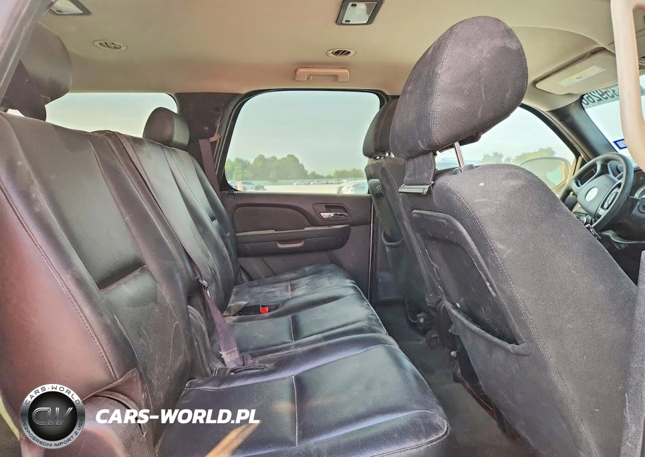 2010 Chevrolet Tahoe K1500 Ls VIN:1GNUKAE04AR274784 - 11