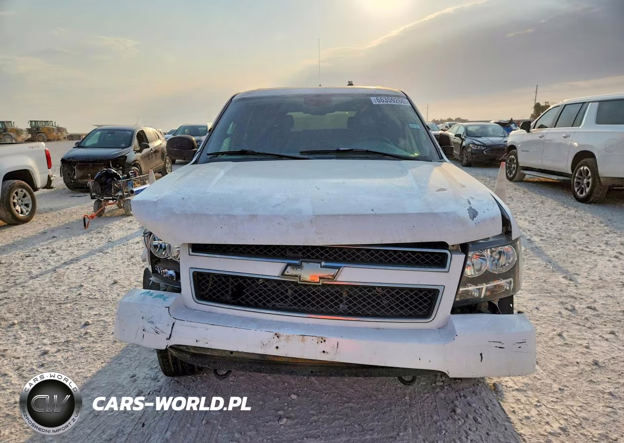 2010 Chevrolet Tahoe K1500 Ls VIN:1GNUKAE04AR274784 - 5
