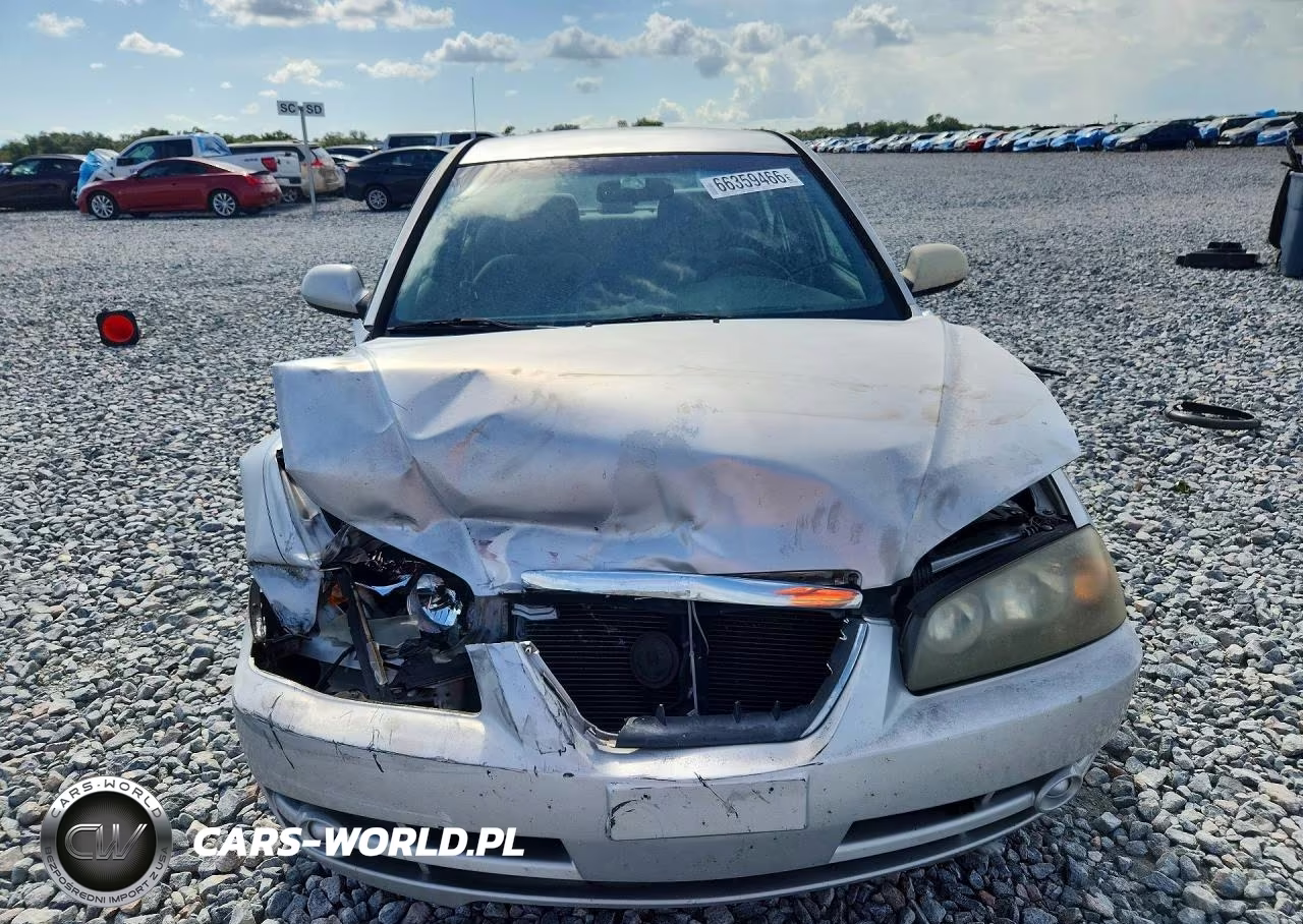 2004 Hyundai Elantra Gls VIN:KMHDN46D84U821698 - 5