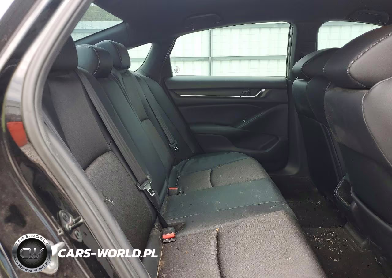 2018 Honda Accord Sport VIN:1HGCV1F38JA020497 - 10