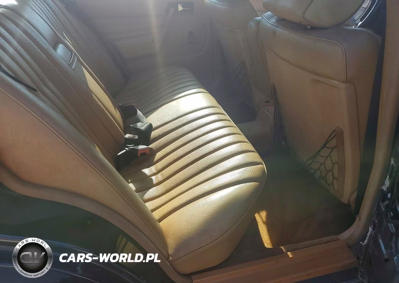 1990 Mercedes-Benz 190 E 2.6 VIN:WDBDA29D8LF727659 - 10