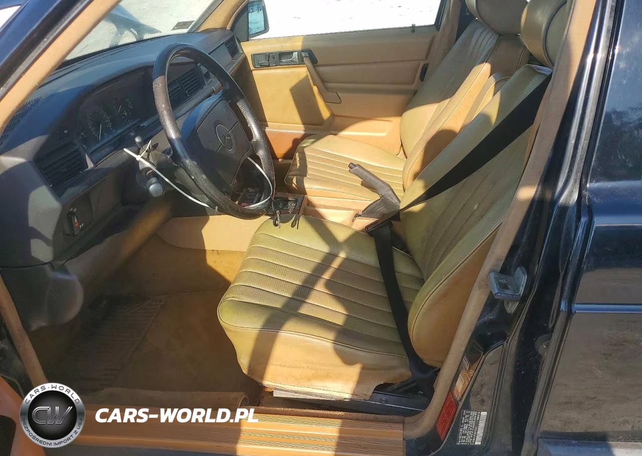 1990 Mercedes-Benz 190 E 2.6 VIN:WDBDA29D8LF727659 - 7