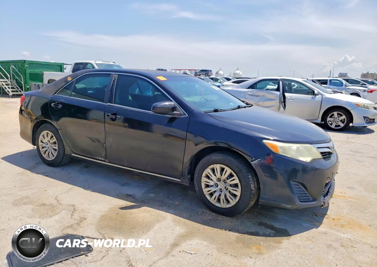 2014 Toyota Camry Le VIN:4T1BF1FK8EU435429 - 4