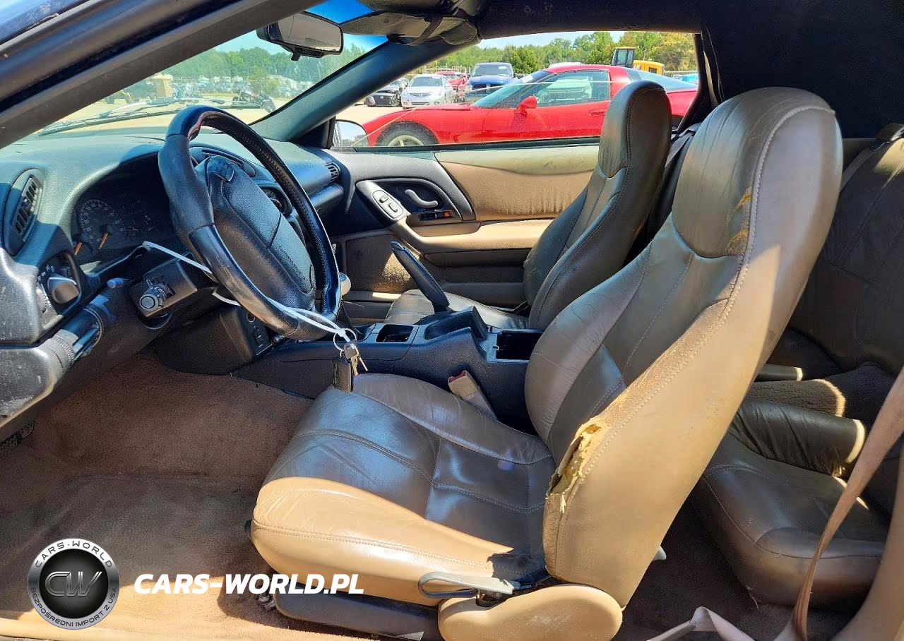 1994 Chevrolet Camaro Z28 VIN:2G1FP32P5R2211605 - 7