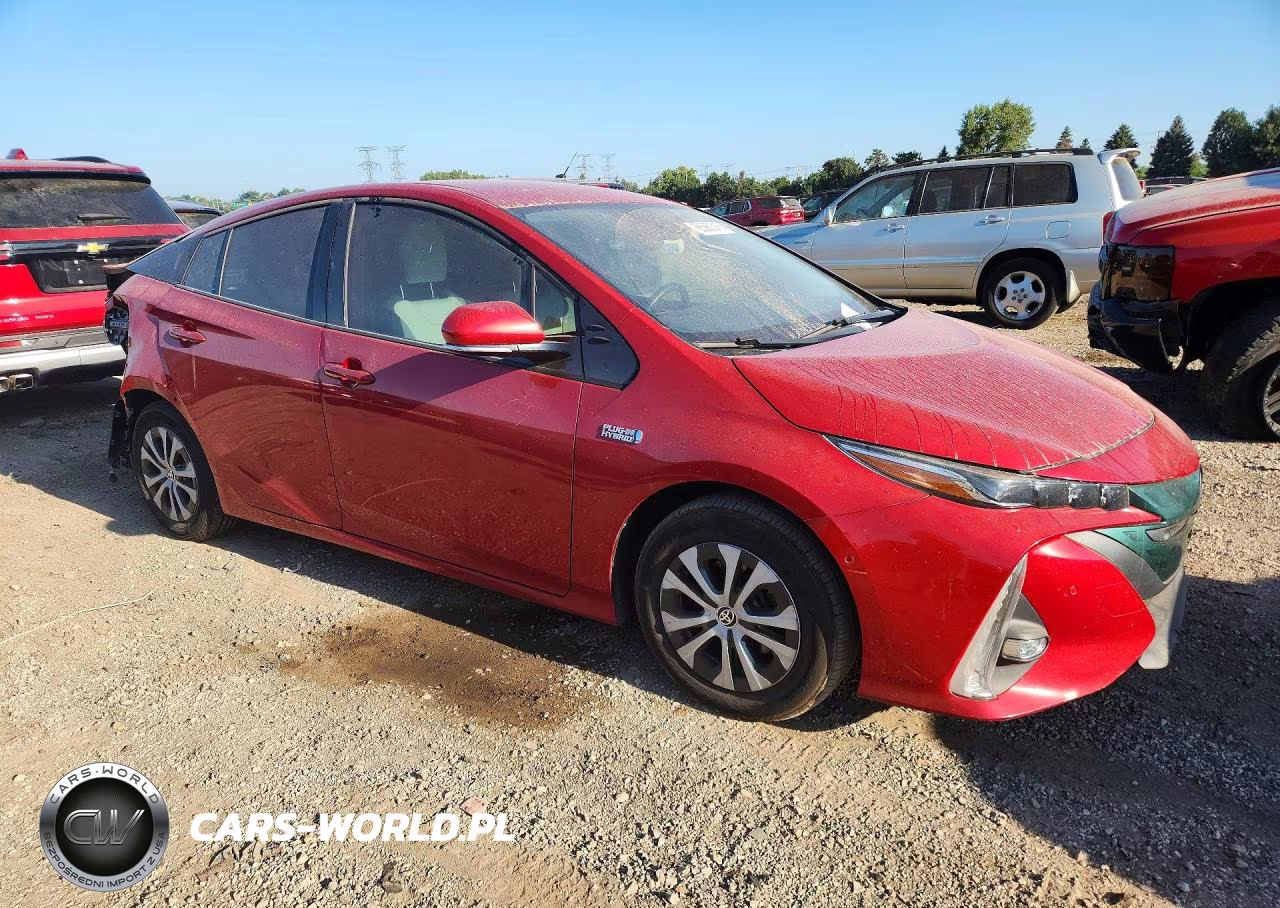 2020 Toyota Prius Prime Limited VIN:JTDKARFP2L3120609 - 4