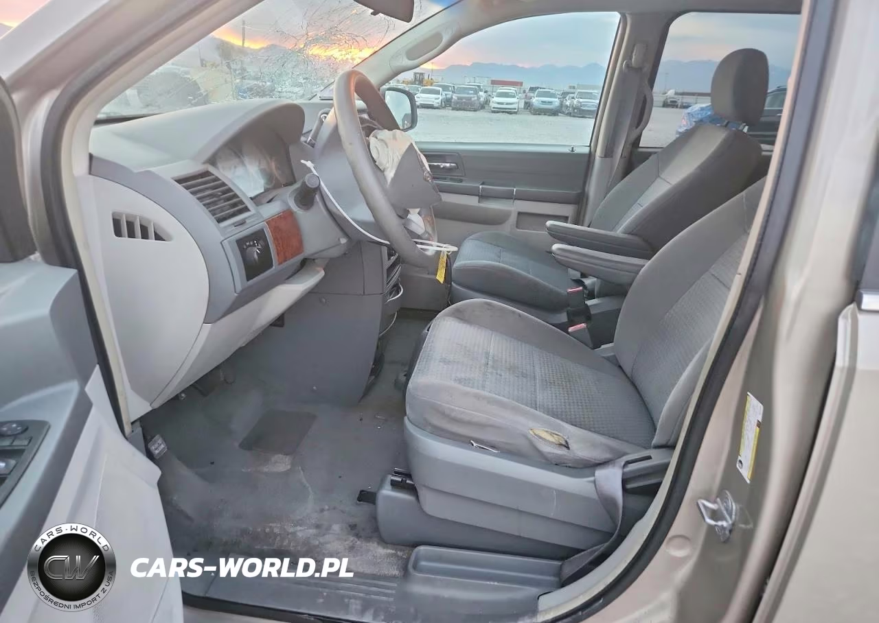 2009 Chrysler Town & Country Lx VIN:2A8HR44E29R516054 - 7