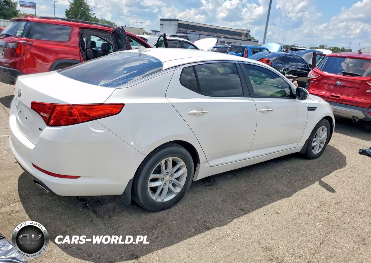 2013 Kia Optima Lx VIN:KNAGM4A78D5313387 - 3