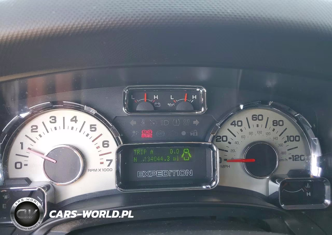 2008 Ford Expedition Xlt VIN:1FMFU16578LA40945 - 9