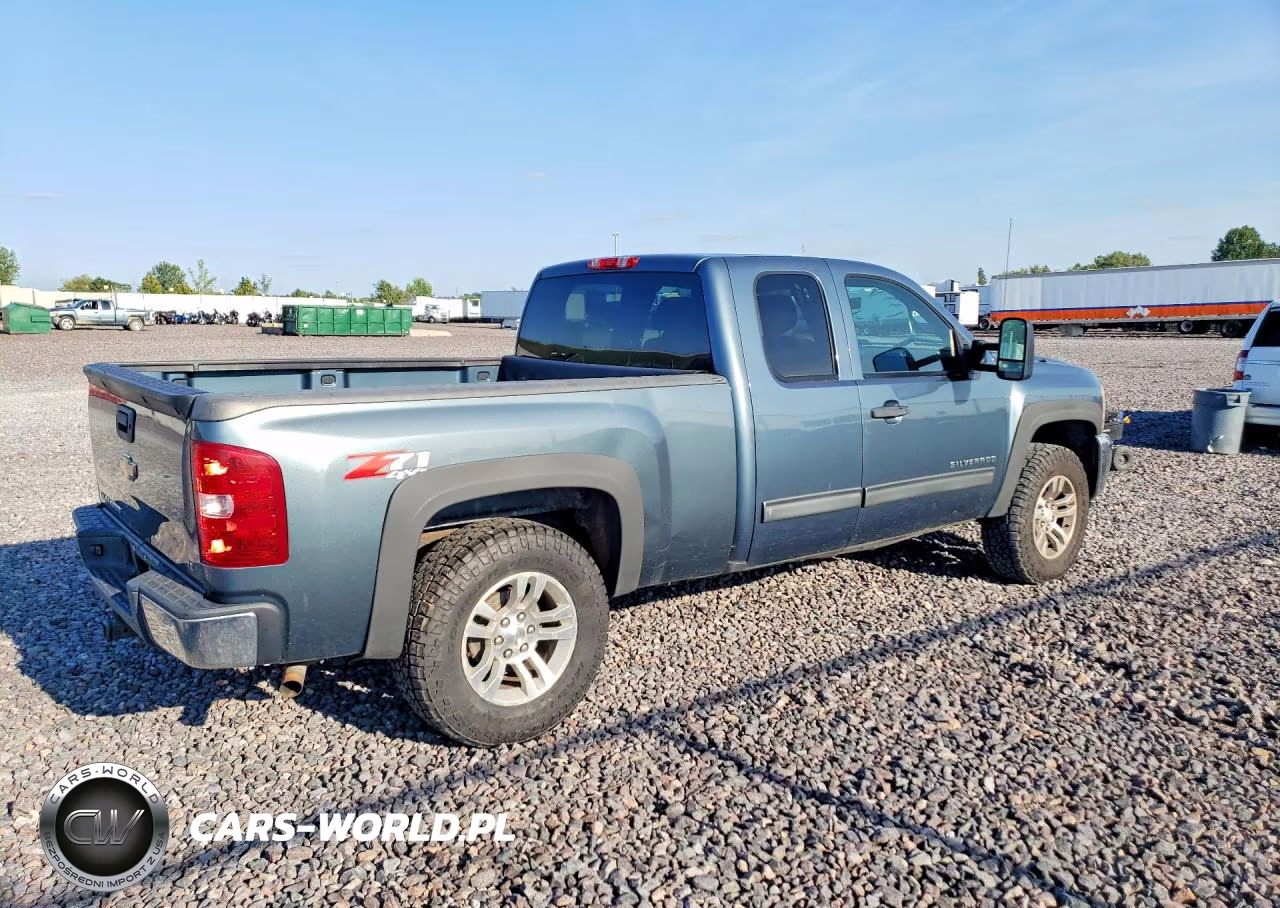 2013 Chevrolet Silverado K1500 Lt VIN:1GCRKSE75DZ385172 - 3