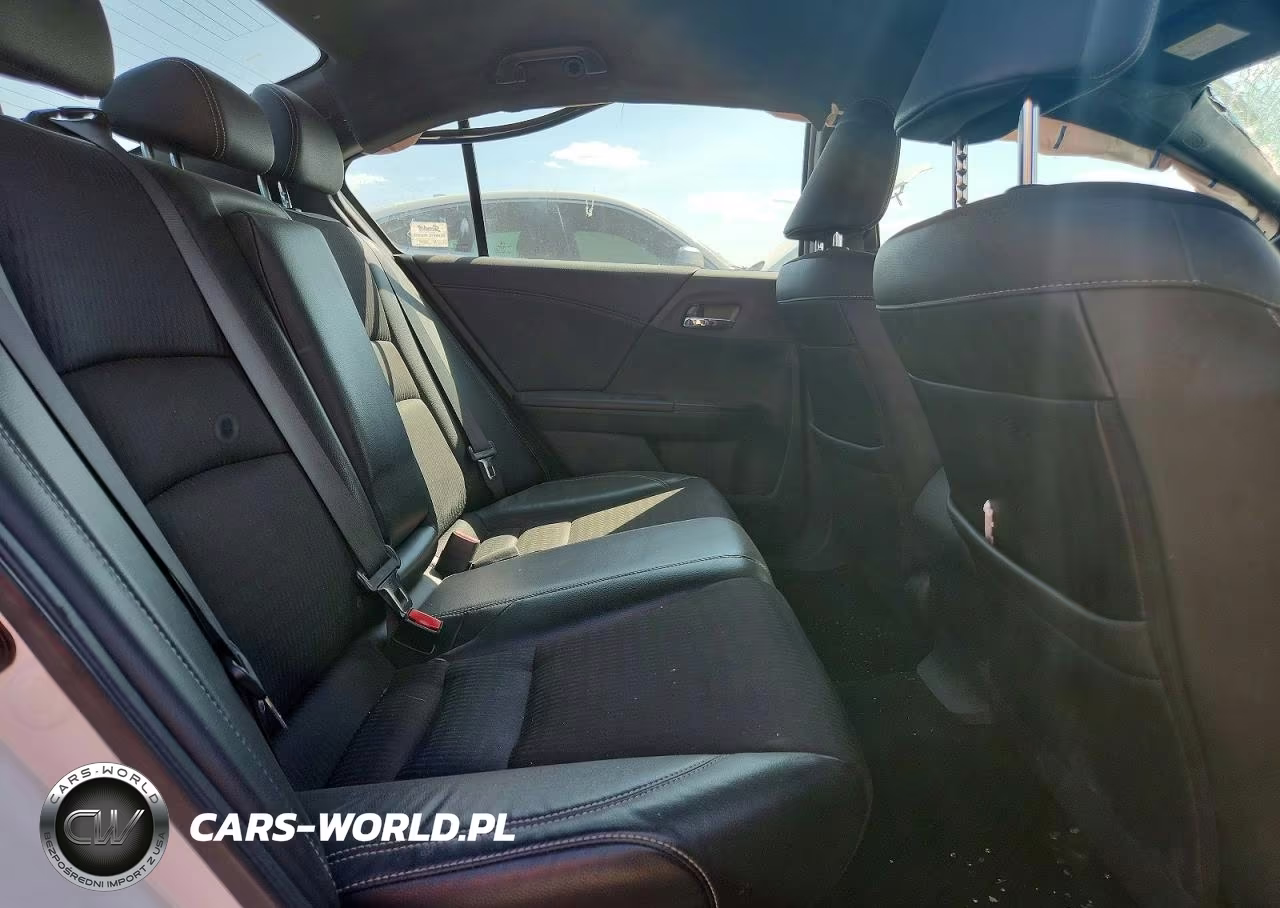 2016 Honda Accord Sport VIN:1HGCR2F69GA194950 - 10