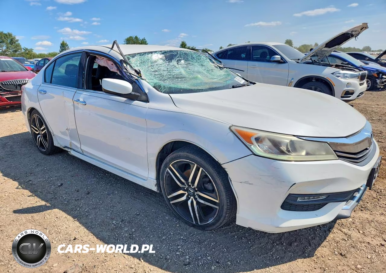 2016 Honda Accord Sport VIN:1HGCR2F69GA194950 - 4