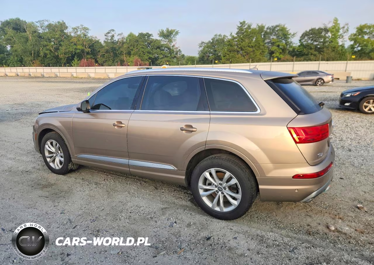 2019 Audi Q7 Premium Plus VIN:WA1LAAF76KD003639 - 2