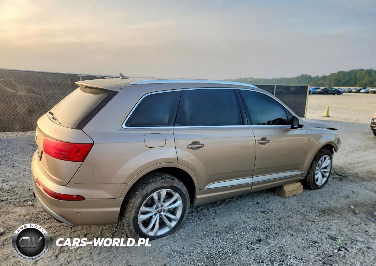 2019 Audi Q7 Premium Plus VIN:WA1LAAF76KD003639 - 3