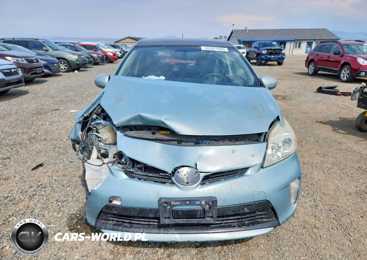 2013 Toyota Prius Three VIN:JTDKN3DUXD1690218 - 5