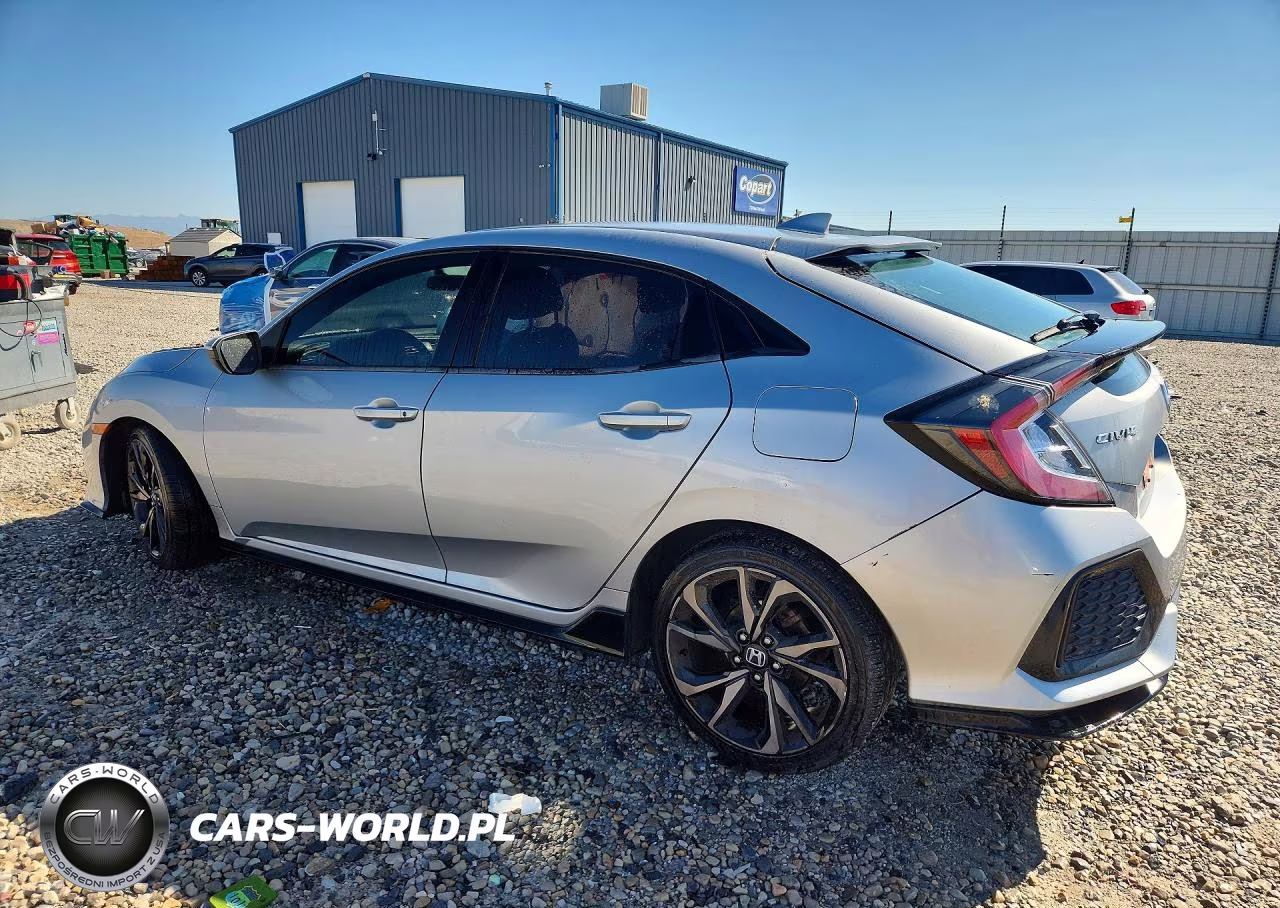 2018 Honda Civic Sport VIN:SHHFK7H48JU413855 - 2
