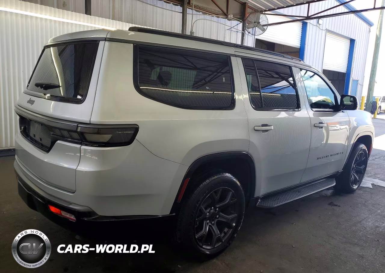 2026 Jeep Grand Wagoneer Limited VIN:1C4SJVBP9TS159444 - 3