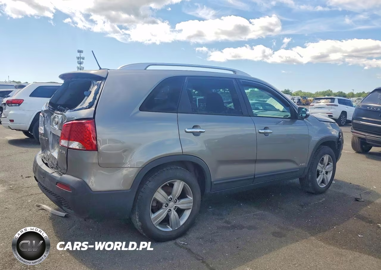 2013 Kia Sorento Ex VIN:5XYKUDA21DG374248 - 3