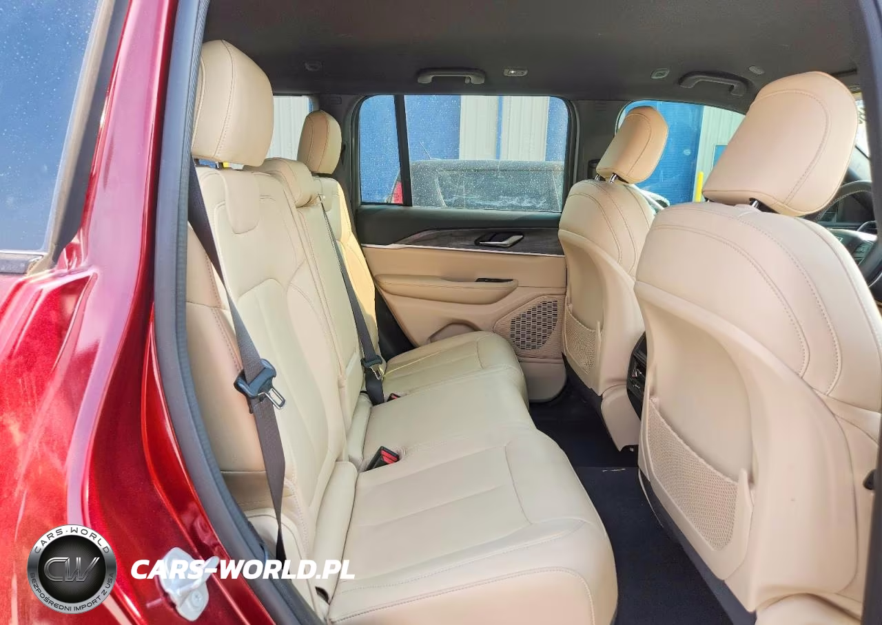 2023 Jeep Grand Cherokee Limited VIN:1C4RJHBG7PC522212 - 11