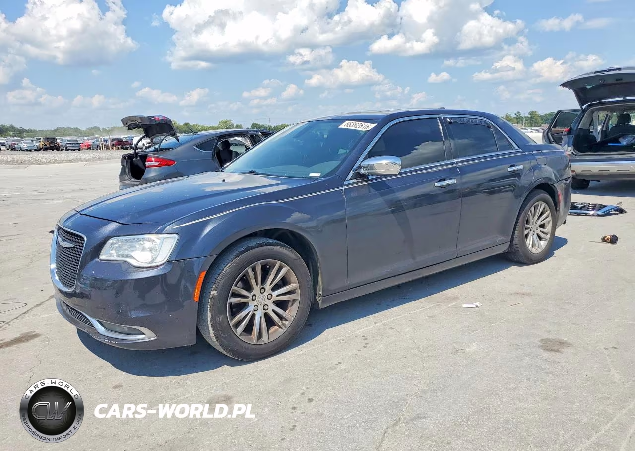 2016 Chrysler 300C