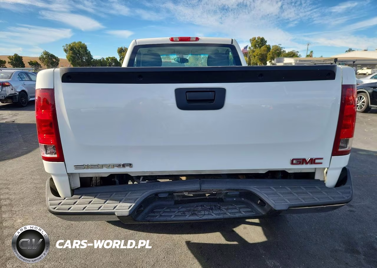 2008 GMC Sierra C1500 VIN:1GTEC14C58Z305444 - 6