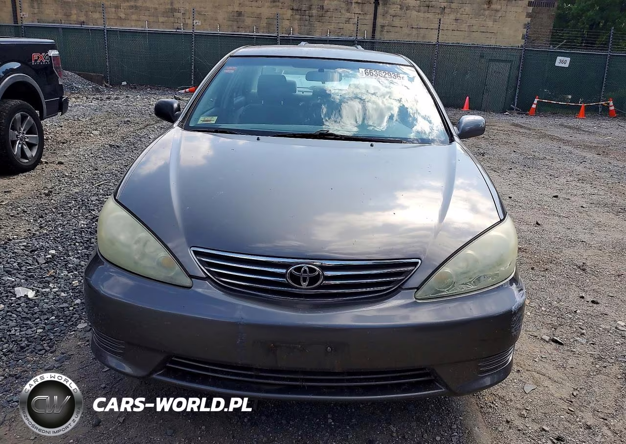 2005 Toyt Camry VIN:4T1BE30K15U515937 - 5