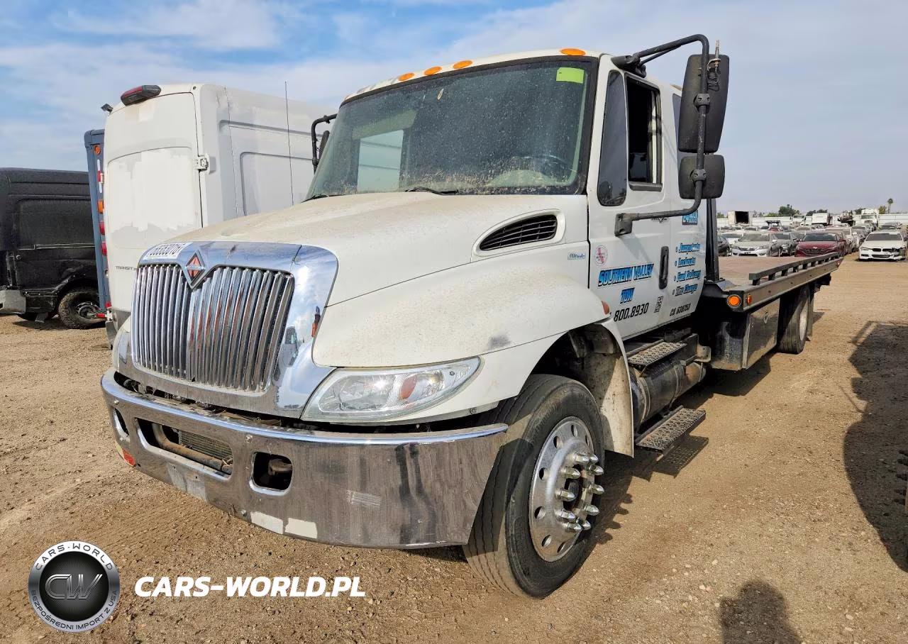 2011 International 4300 Rollback Tow Truck
