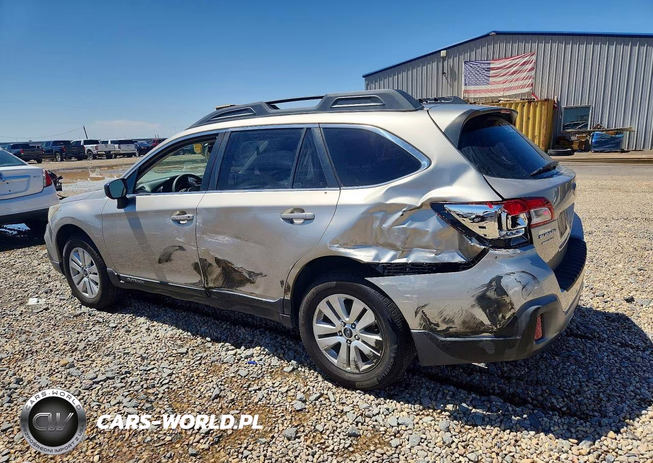 2018 Subaru Outback 2.5I VIN:4S4BSAAC6J3289298 - 2