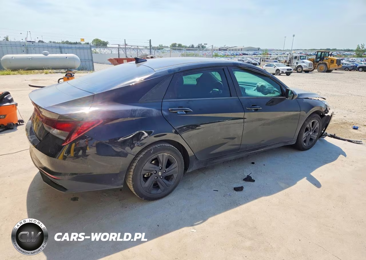 2021 Hyundai Elantra Sel VIN:5NPLM4AG1MH027169 - 3