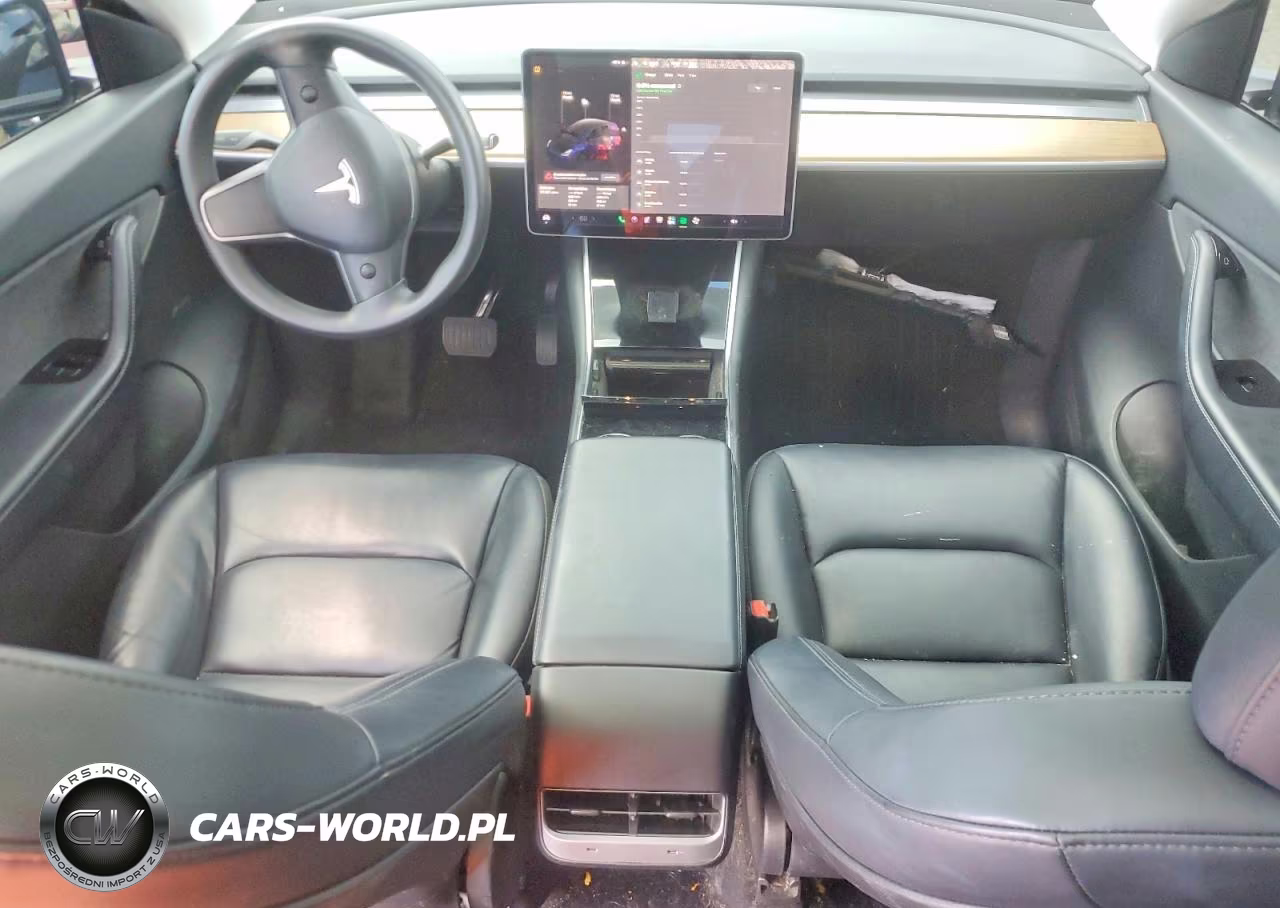 2020 Tesla Model Y VIN:5YJYGDEE2LF045263 - 8