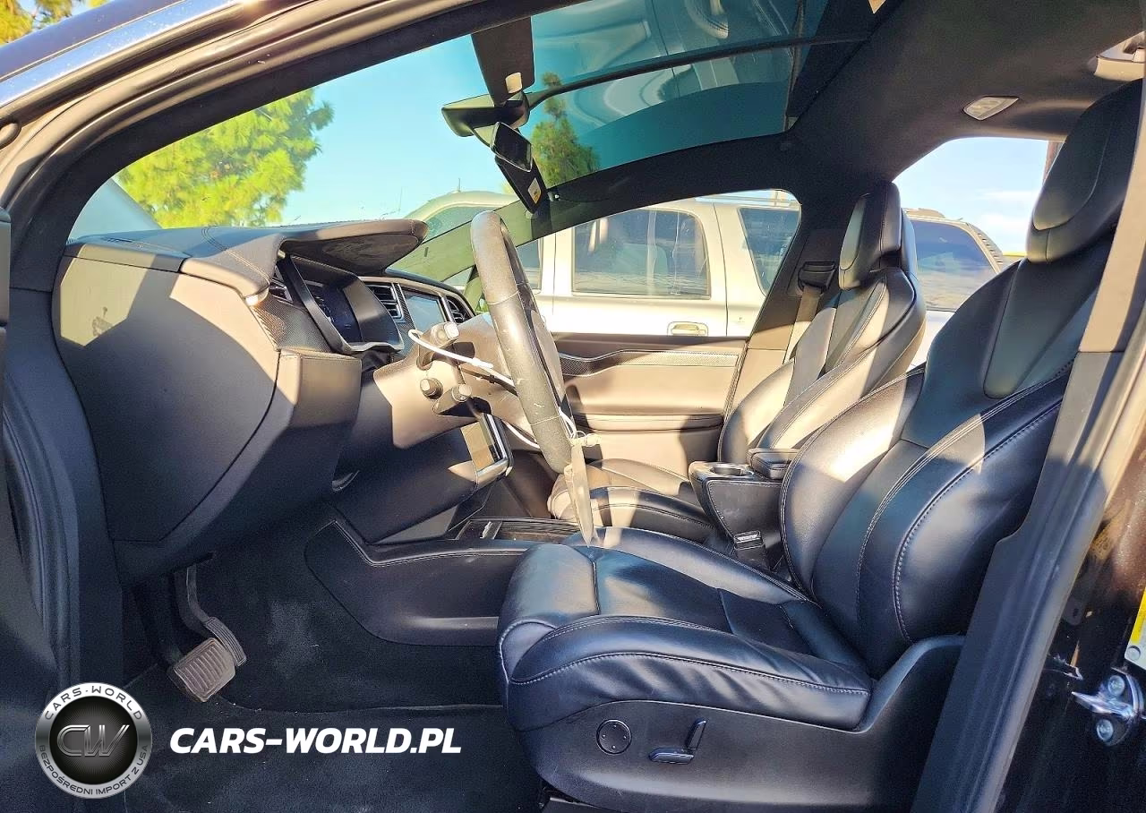 2017 Tesla Model X VIN:5YJXCAE28HF060238 - 7