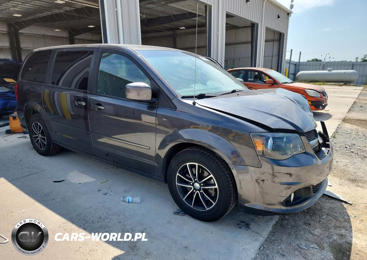 2015 Dodge Grand Caravan Sxt VIN:2C4RDGCG9FR624083 - 4