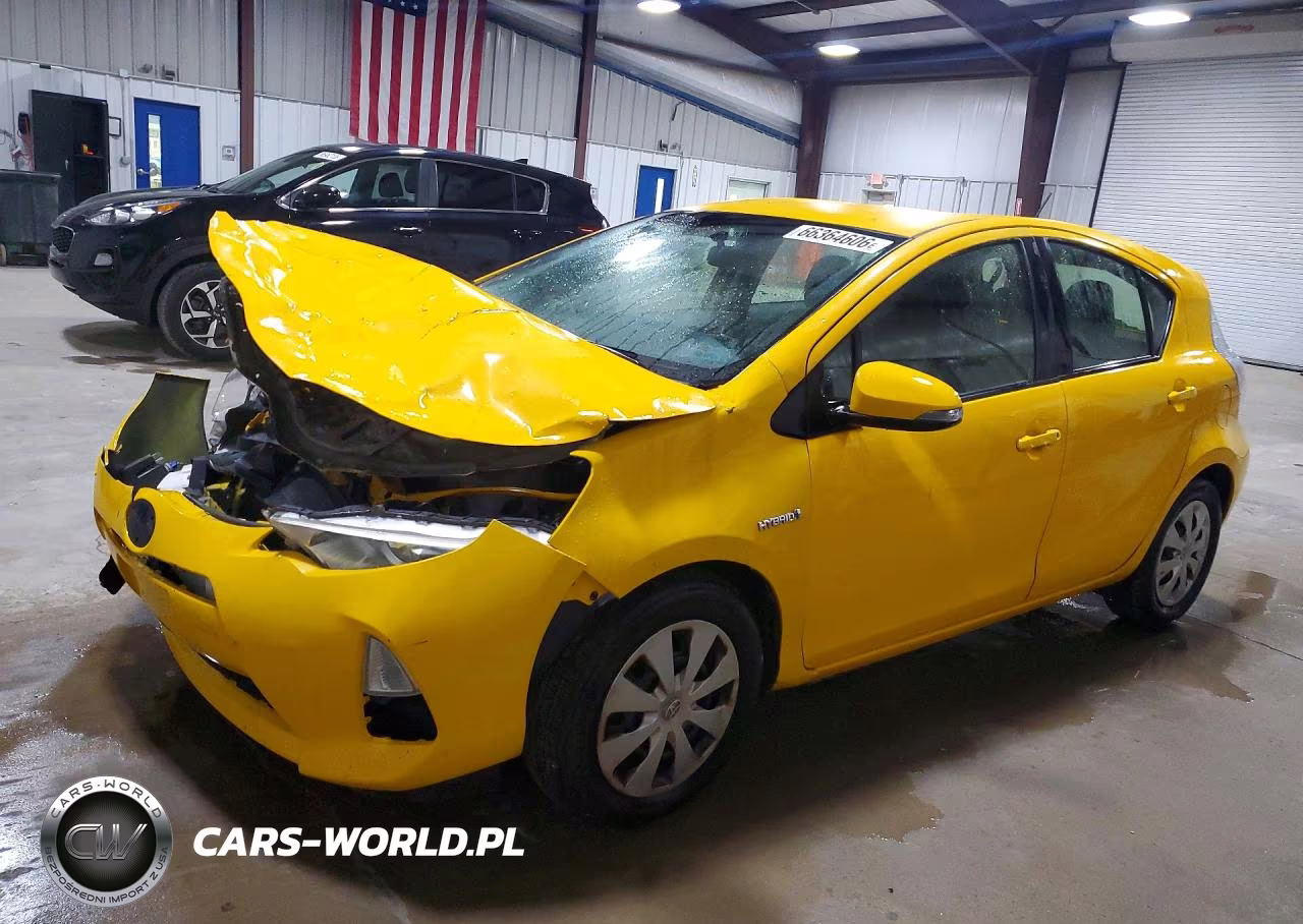2014 Toyota Prius C Two – zdjęcie 1 z 13