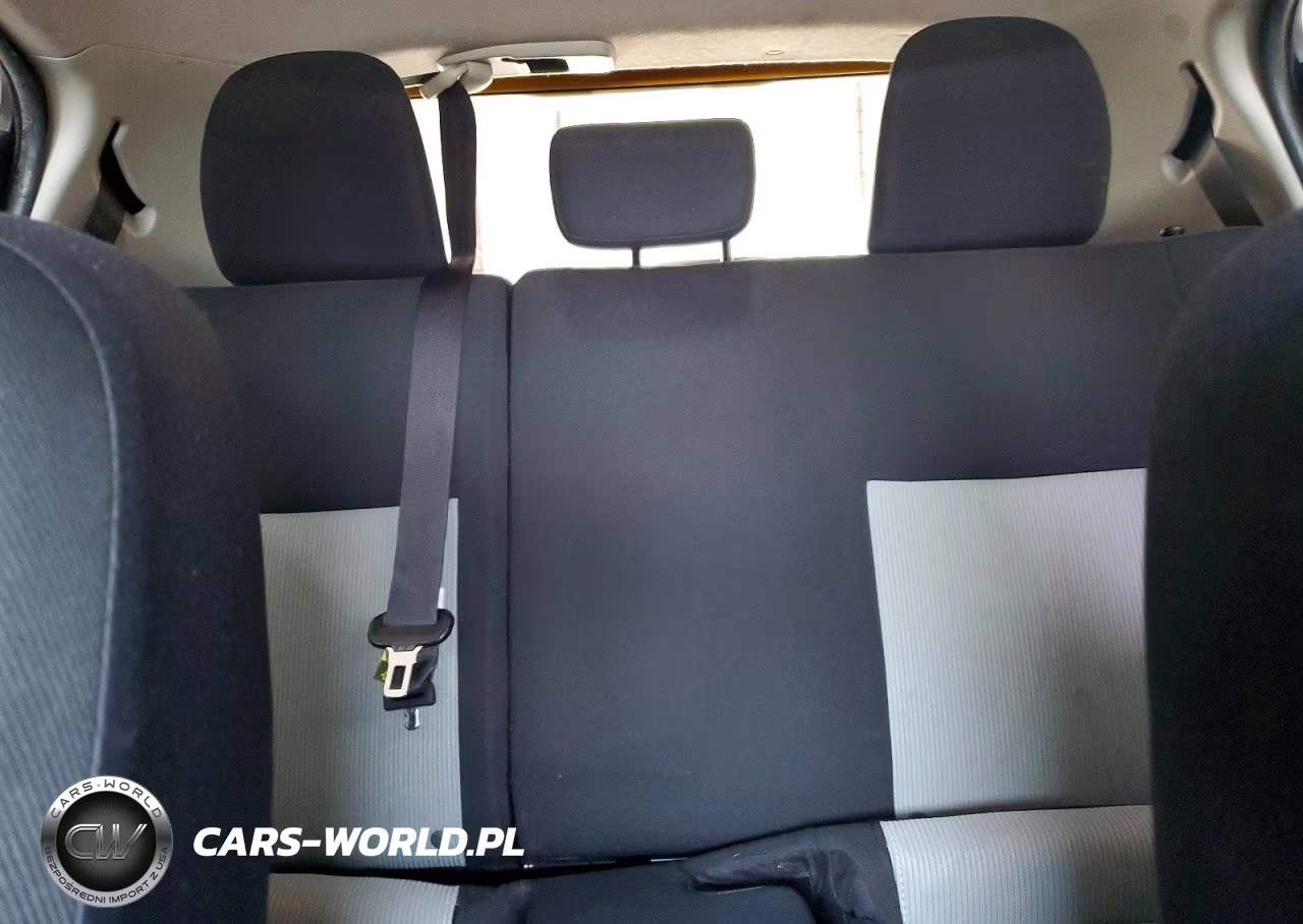 2014 Toyota Prius C Two VIN:JTDKDTB36E1083201 - 10