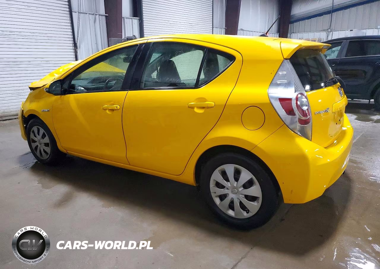 2014 Toyota Prius C Two VIN:JTDKDTB36E1083201 - 2
