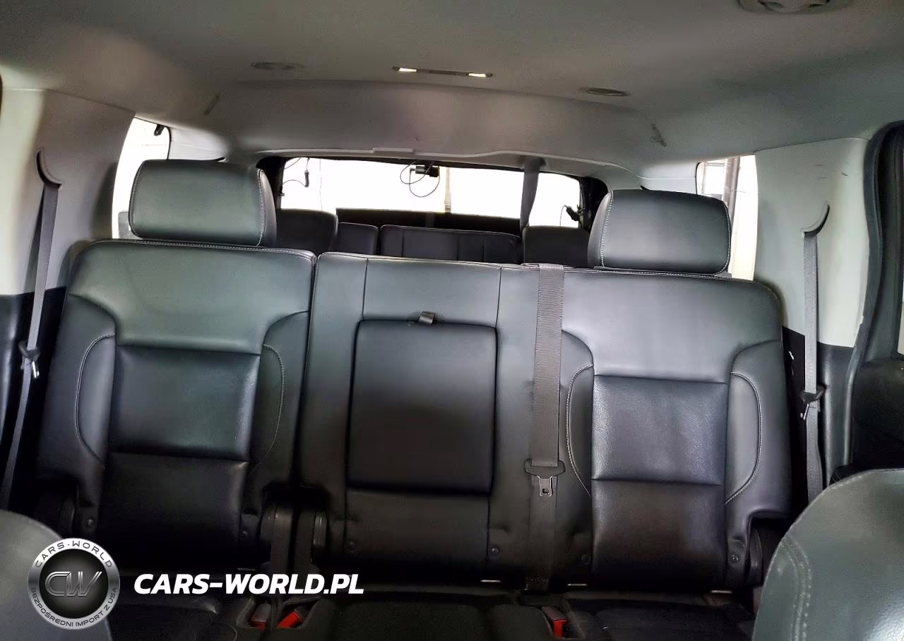 2019 Chevrolet Tahoe C1500 Lt VIN:1GNSCBKC0KR222174 - 10