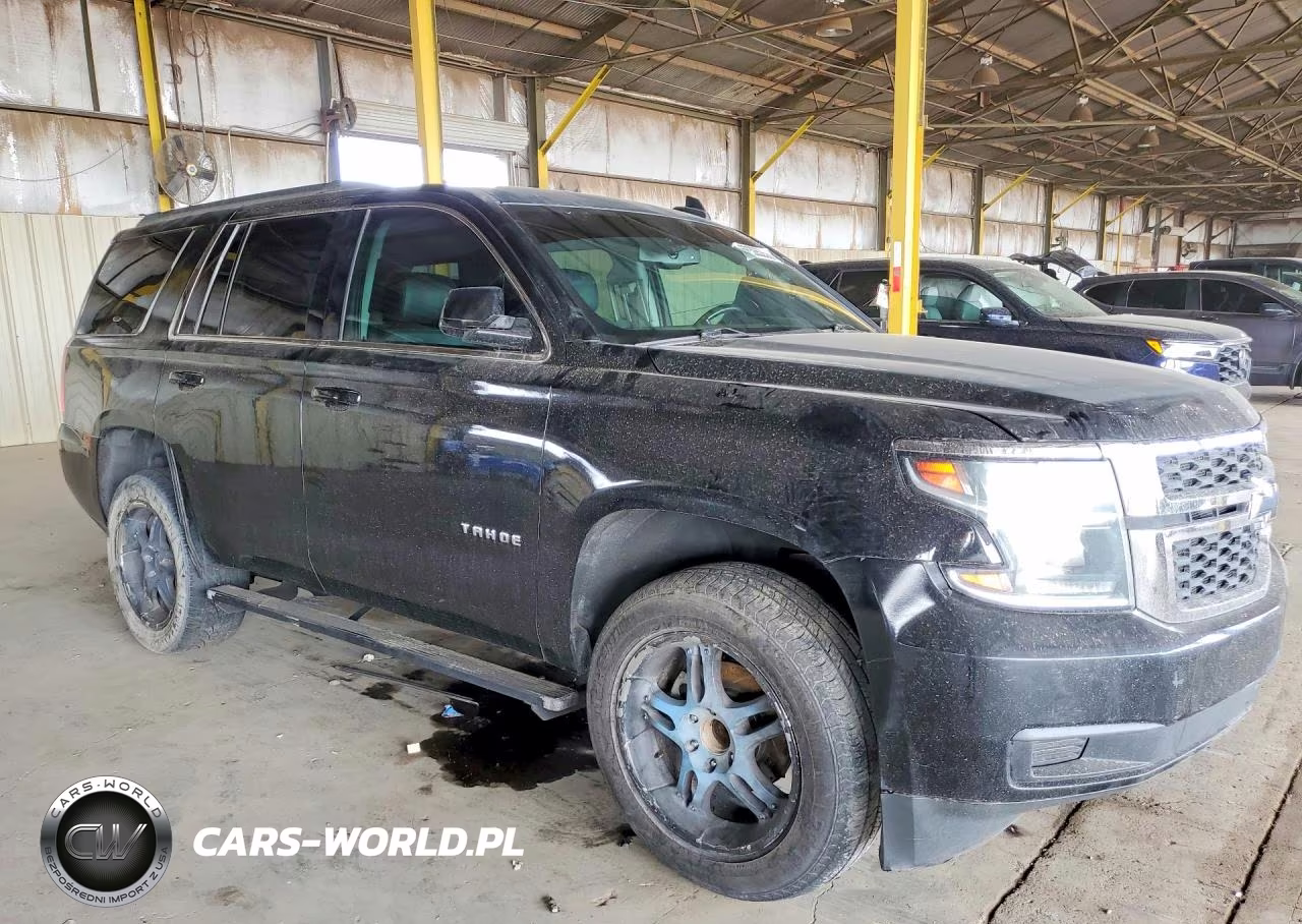 2019 Chevrolet Tahoe C1500 Lt VIN:1GNSCBKC0KR222174 - 4