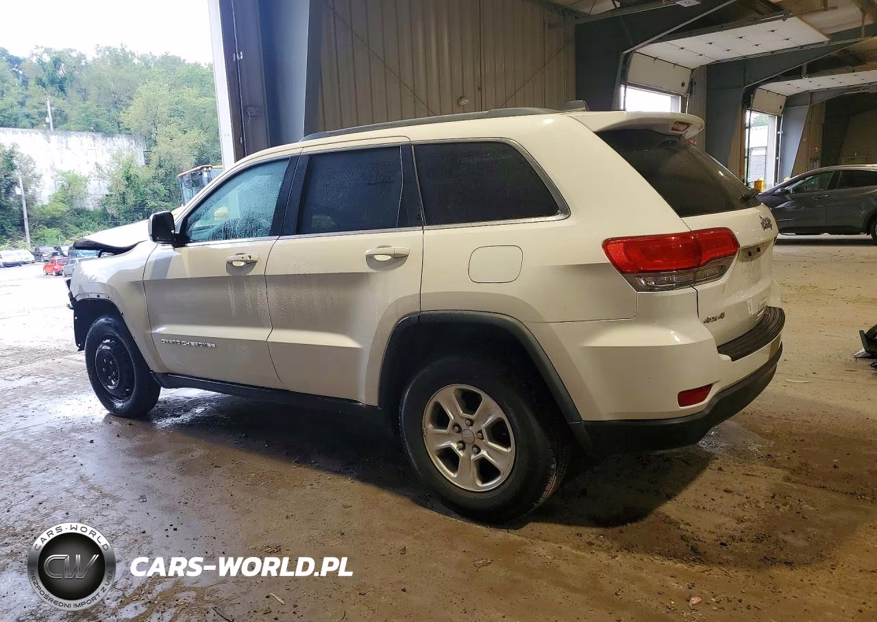 2015 Jeep Grand Cherokee Laredo VIN:1C4RJFAG0FC129589 - 2